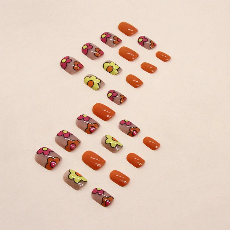 Floral Summer 24 Piece Nails