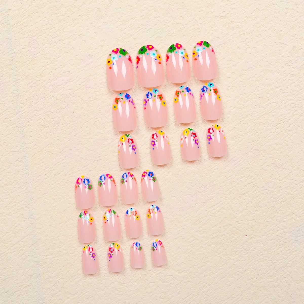 Feeling Floral 24 Piece Nails