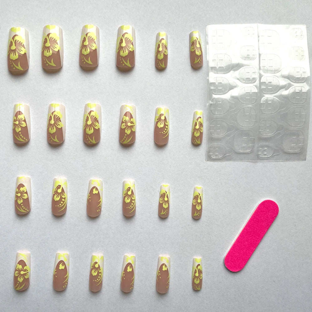 Vanilla Floral Tip 24 Piece Nails