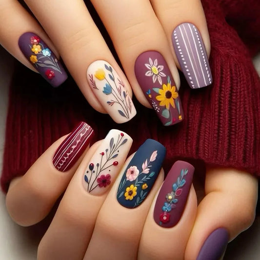Vintage Floral 24 Piece Nails