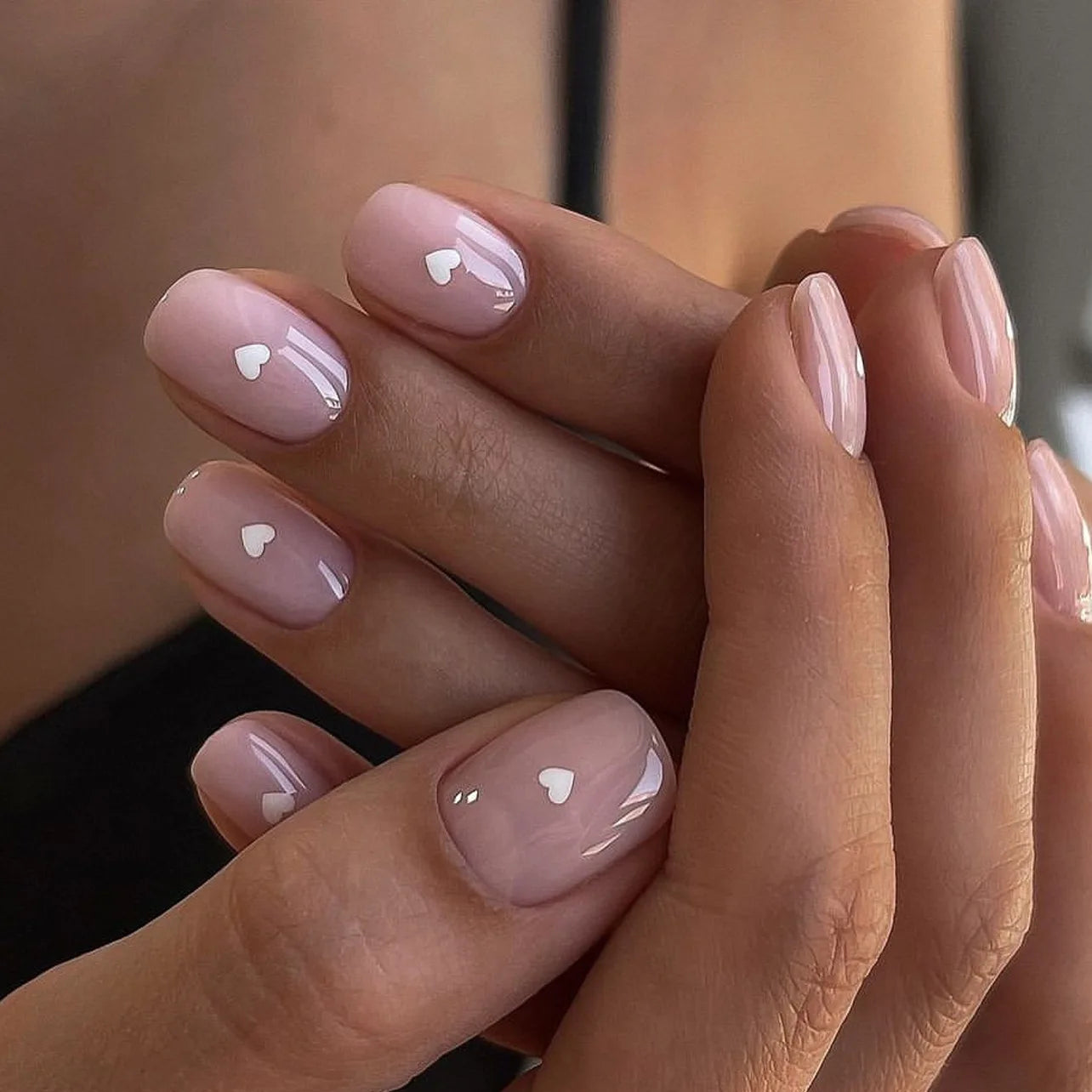 Nude White Small Hearts 24 Piece Nails