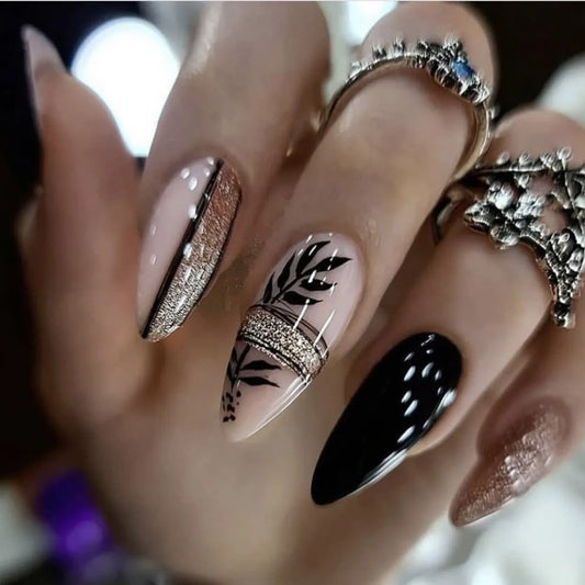 Charm 24 Piece Nails